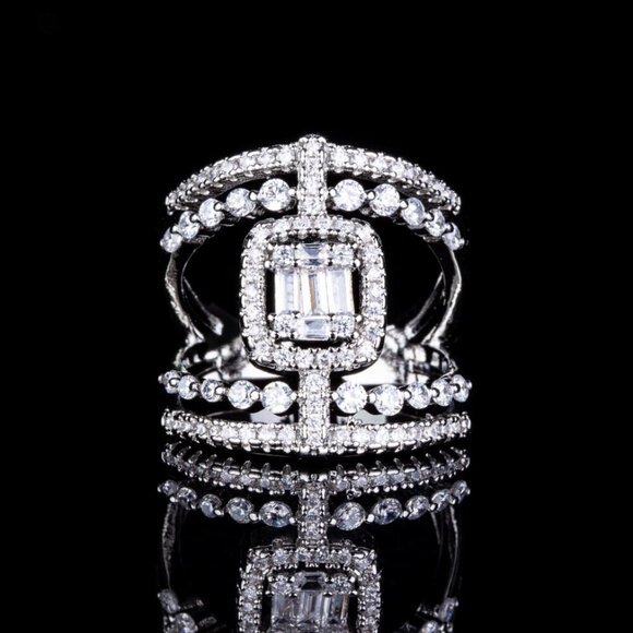 18k White Gold Diamond Ring Pave Diamond Statement Ring - Picture 2 of 8